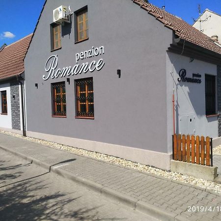 Penzion Romance Breclav Bagian luar foto