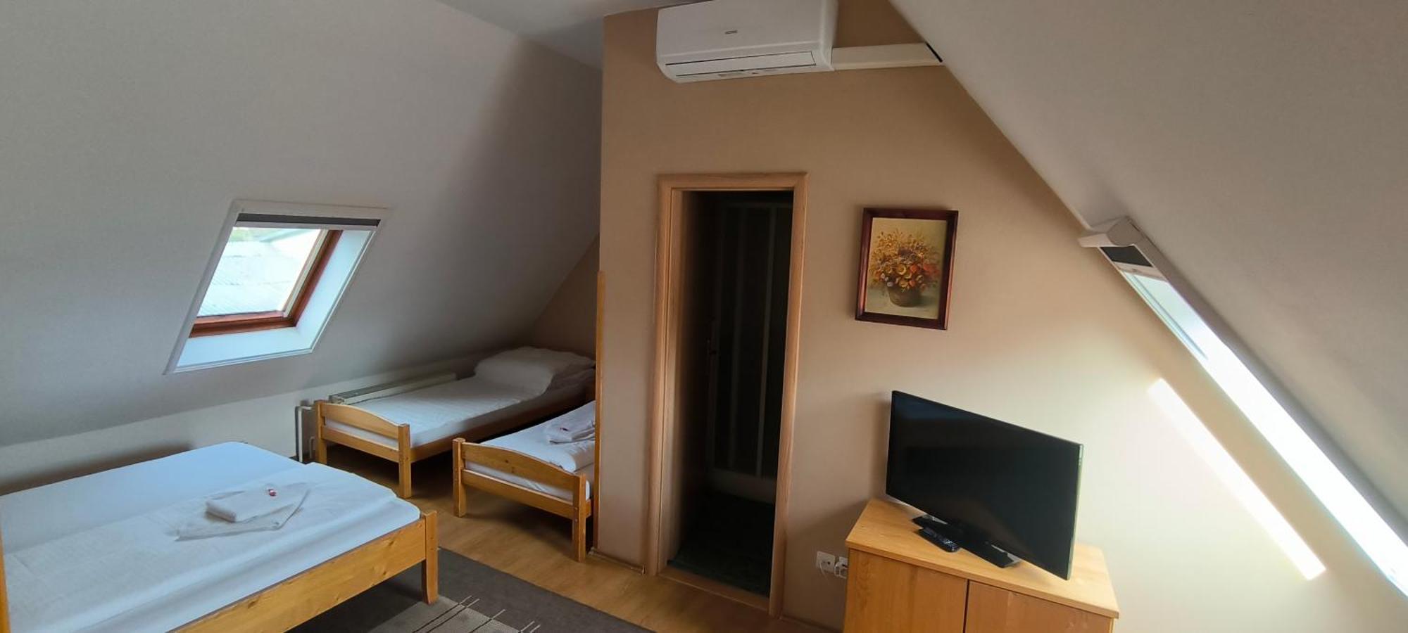 Penzion Romance Breclav Bagian luar foto