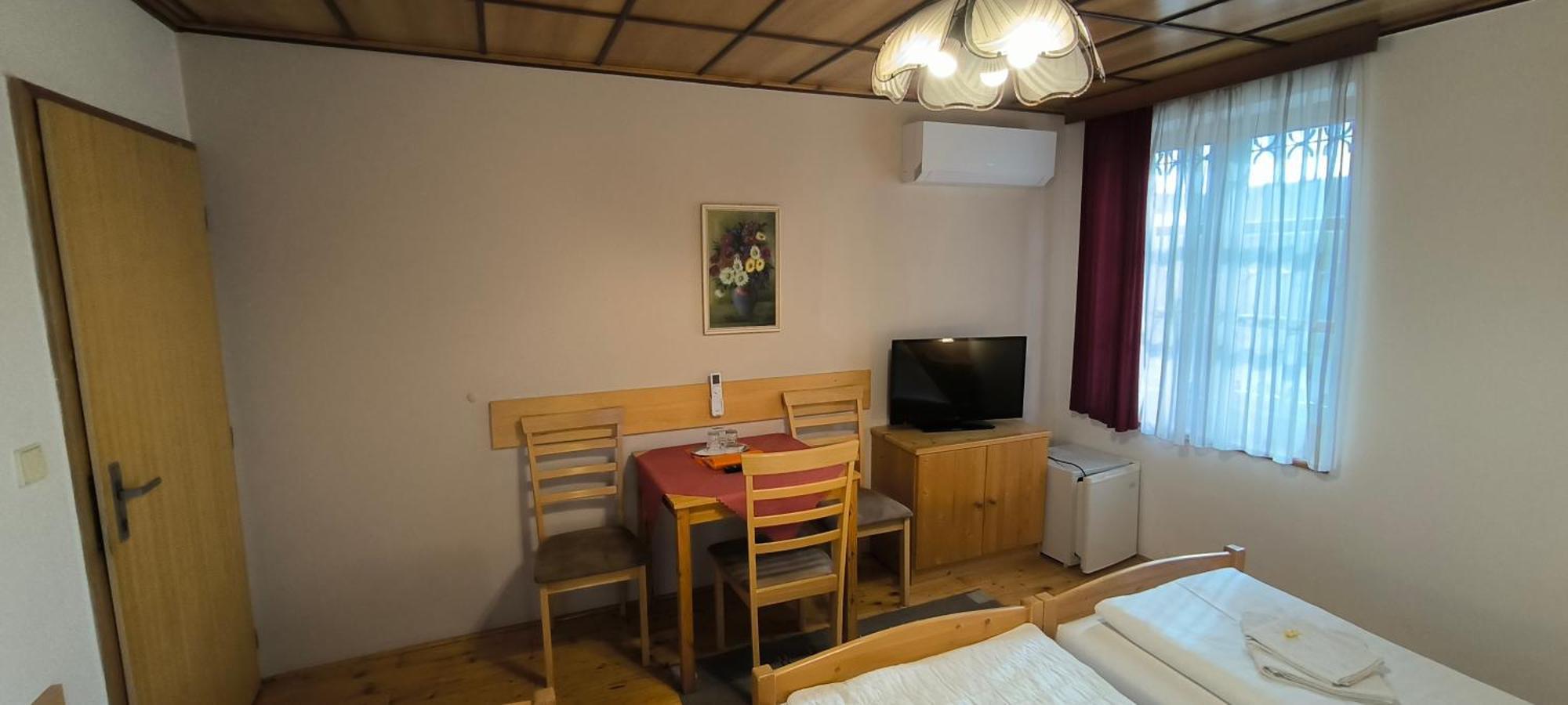 Penzion Romance Breclav Bagian luar foto